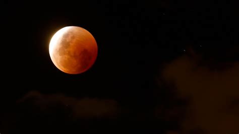 Así se vio el último eclipse total lunar en tres años | Noticias ...