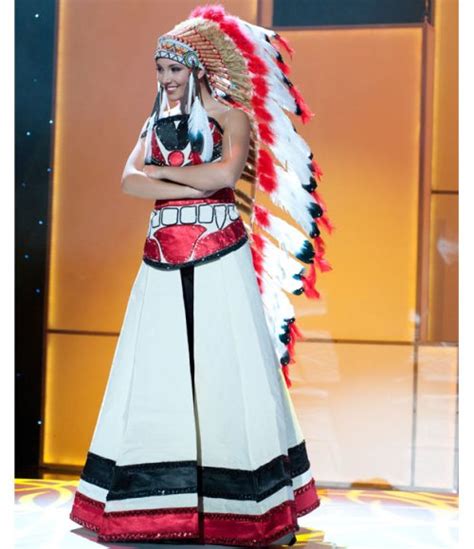 Turtle Talk: Ms. Canada goes 'Native' with national costume