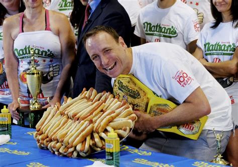 Joey Chestnut Wins Hot Dog Eating Contest, Sets World Record (Photo ...