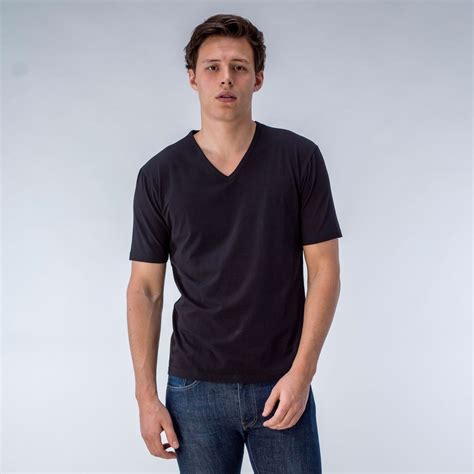 Black stretch v-neck t-shirt, 2-pack | Tailor Store®