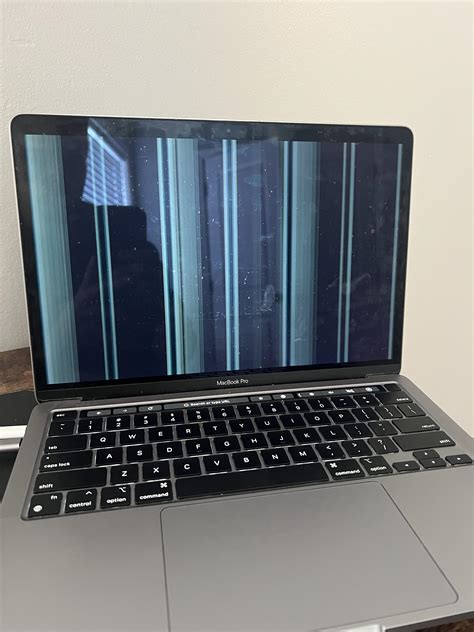 MacBook Pro 2020 M1 Black Screen, Vertical Lines : r/macbook