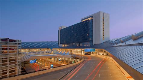 DFW Airport Hotel with Free Parking and Shuttle | Grand Hyatt DFW