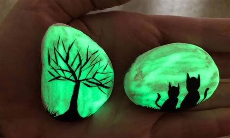 3 Best Glow In The Dark Paint For Rocks in 2024 (Guide)