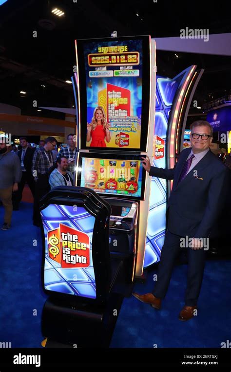 Drew Carey Entertainer DREW CAREY Hosts Plinko Games At Global Gaming ...