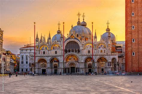 View of Basilica di San Marco and on piazza San Marco in Venice, Italy ...