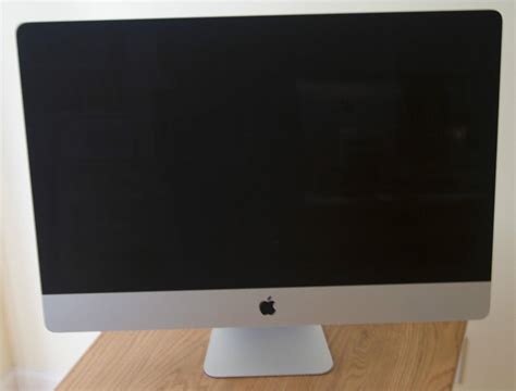 Apple 27-inch iMac Retina 5K LOADED. 4.0GHz i7, 32GB RAM, 1TB SSD, 4GB ...