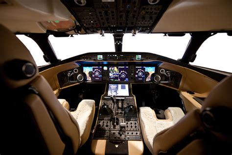 Business Aviation | Bombardier Global 8000