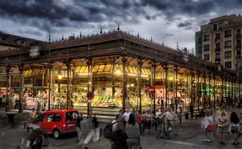 Mercado de San Miguel (Madrid) | San miguel, Atardecer, Madre