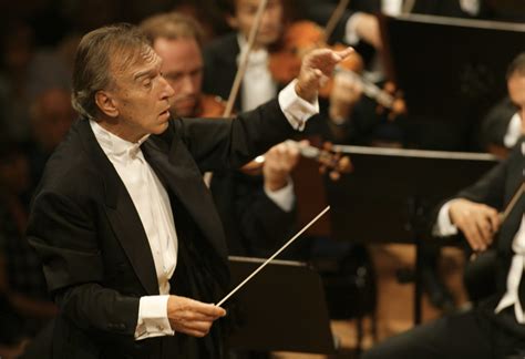 Lucerne Festival 2003 - Abbado conducts Mahler Symphony No. 2 - EUROARTS