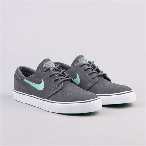 nopCommerce demo store. Nike SB Zoom Stefan Janoski "Medium Mint"