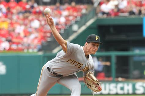 Pittsburgh Pirates RHP Tyler Glasnow leaves with injury - UPI.com