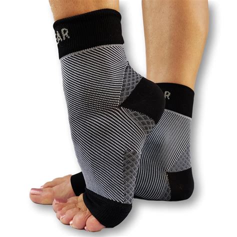 RiptGear Plantar Fasciitis Socks for Women and Men, Large, Black - Walmart.com