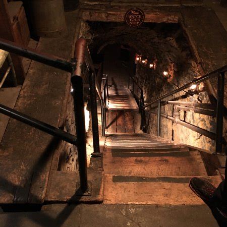 CATACOMBS AT BUBE'S BREWERY, Mount Joy - Menü, Preise & Restaurant Bewertungen - Tripadvisor