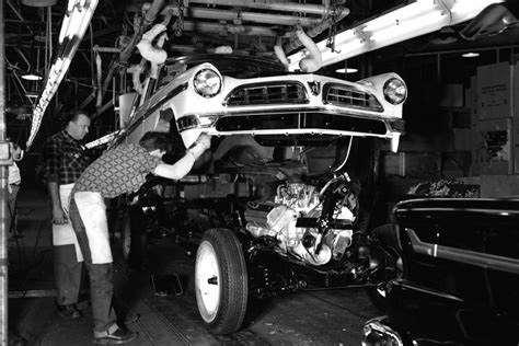 Hemi History — 10 Facts About Chrysler's Early Gen-1 Hemi Engines