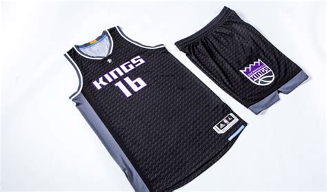 Kings unveil new uniform set | Tim Newcomb