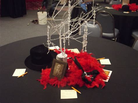 Table decorations | 1920s Murder Mystery Party | Pinterest | Mystery ...