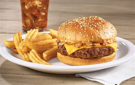 Denny's Growth Is Tied to Modernizing its Stores