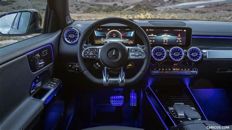 2021 Mercedes-AMG GLB 35 - Interior, Cockpit | Caricos