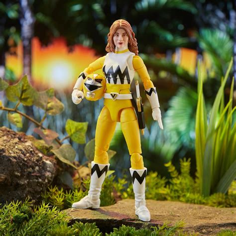 Power Rangers Lost Galaxy Yellow Rangers Ready for Action with Hasbro