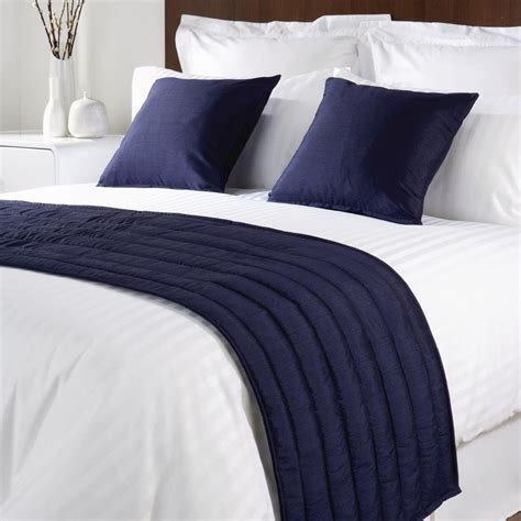 Comfort Simplicity Bed Runner Navy | Aesthetic bedroom, Bed runner ...