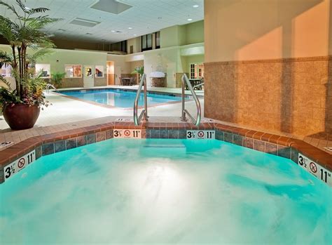 HOLIDAY INN EXPRESS CAPE GIRARDEAU $98 ($̶1̶3̶0̶) - Updated 2020 Prices & Hotel Reviews - MO ...