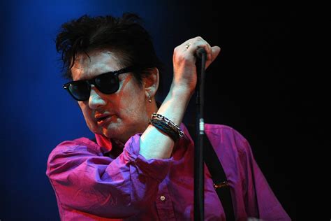 Pogues’ Troubled Frontman Shane MacGowan Dies at 65 | DRGNews