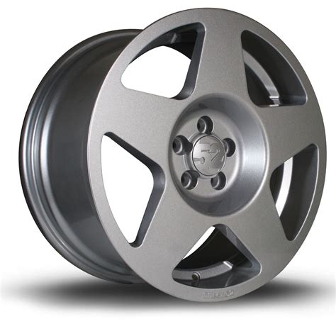 Set of 4 Genuine fifteen52 Tarmac Alloy wheels. You are responsible for ensuring these are ...