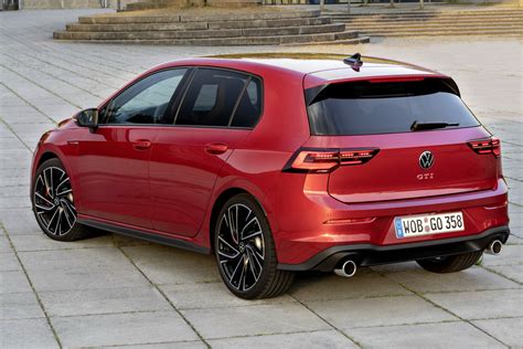 2021 VW Golf GTI UK Pricing Announced, Costs More Than Rival FWD Hot Hatches | Carscoops