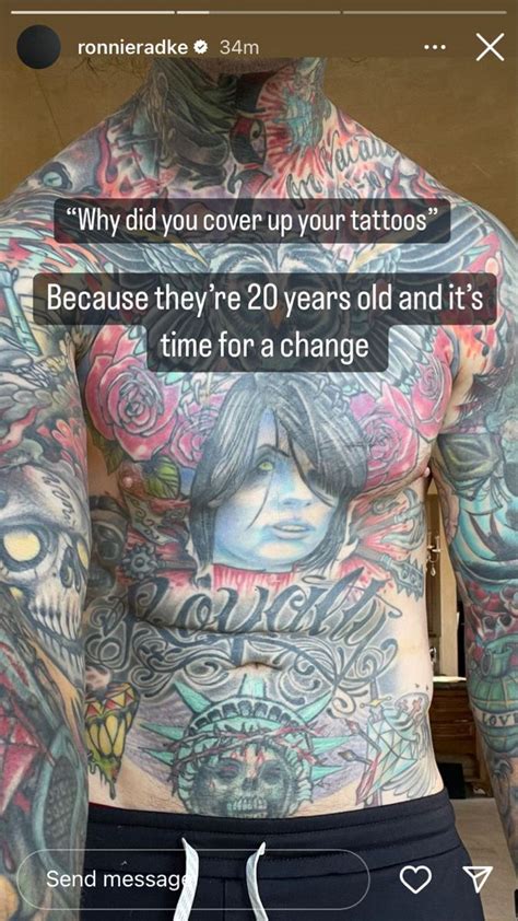 Pin by Claudia on Falling in reverse | Ronnie radke, Falling in reverse, Ronnie radke tattoos