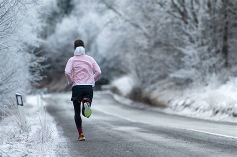 9 Tips For Exercising Outdoors in the Winter | PeopleHype