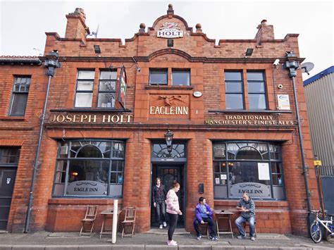 14 Best Pubs in Manchester For Pints And Proper Good Times