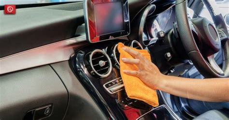 A Guide to Car Interior Cleaning | Graana.com