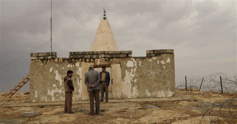 W O R L D P E E K S: A Return to Sinjar: Yezidi Temples - Part II