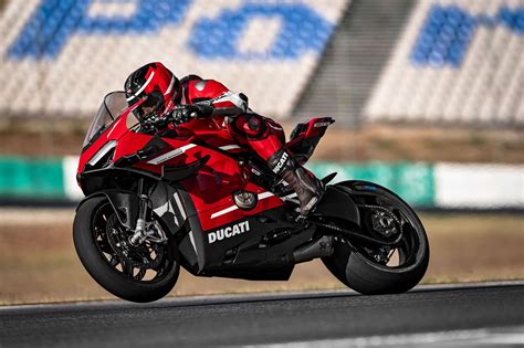 The limited-edition Ducati V4R Superleggera will cost you £85,000 | GRR