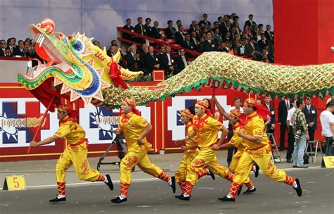 A trip to China: What about The Dragon Dance? - Ibiene Magazine