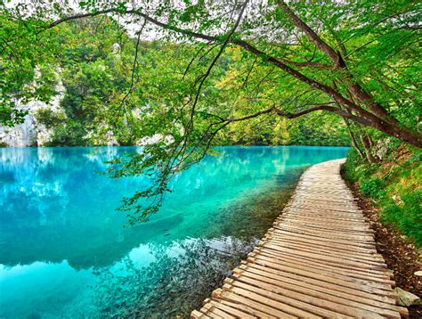 A day trip to the Plitvice waterfalls in Croatia | Photos, tips and ticket info