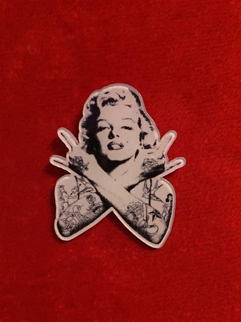 Pin Badge Iconic Idol Sexy Marilyn Monroe Black & White Tattoo - Etsy