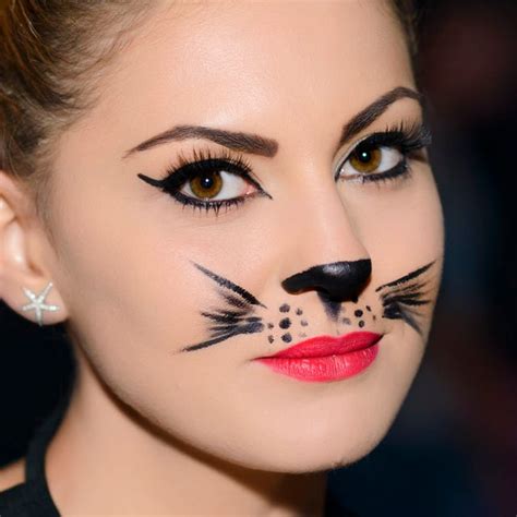 21 Cat Makeup Ideas for Halloween - How to Do Cat Face Makeup