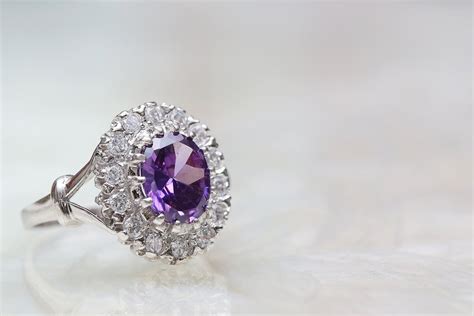 The Elegant Appeal Of Birthstone Jewelry