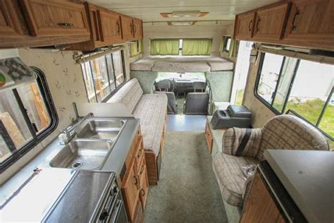 1987 Toyota Dolphin Motorhome For Sale in Mckinleyville California