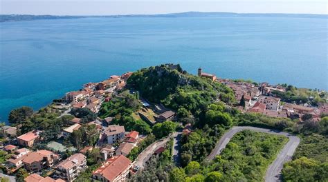 Travel Anguillara Sabazia: Best of Anguillara Sabazia, Visit Lazio | Expedia Tourism