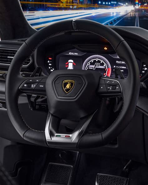 Lamborghini URUS - interior (Photography & Editing) :: Behance