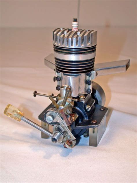 Model aircraft engine | Radio control diy, Model aircraft, Aircraft modeling