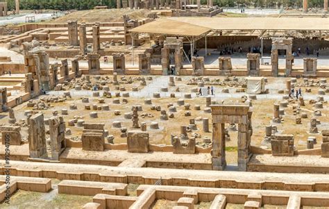 Persepolis ancient ruins Stock Photo | Adobe Stock