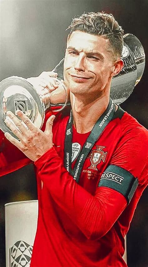 Ronaldo 4K Wallpaper - EnJpg