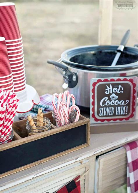 How to set up an Outdoor Hot Cocoa Bar | Snowman crafts diy, Snowman crafts, Diy snowman