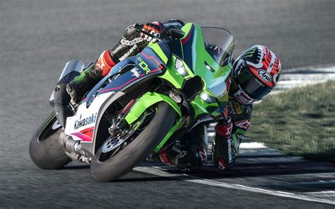 Kawasaki Ninja ZX-10R 2022 chega ao Brasil - fotos, preços e ficha técnica