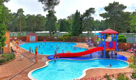 Outdoor swimming pool | Best Campsites in Dorset 2020 - Book 5 ...