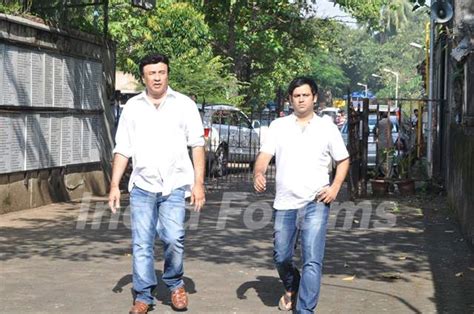 Anu Malik at Producer Surinder Kapoor funeral at Vile Parle in Mumbai Media