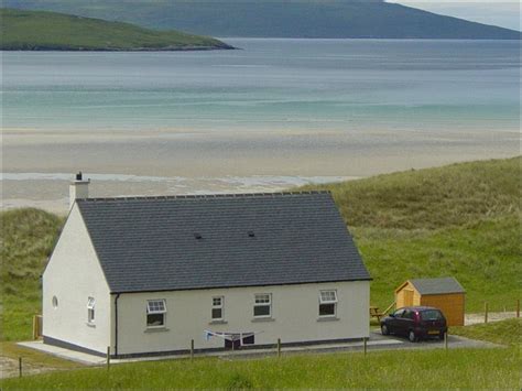 Luskentyre Cottage Isle of Harris self catering accommodation Outer Hebrides Scotland